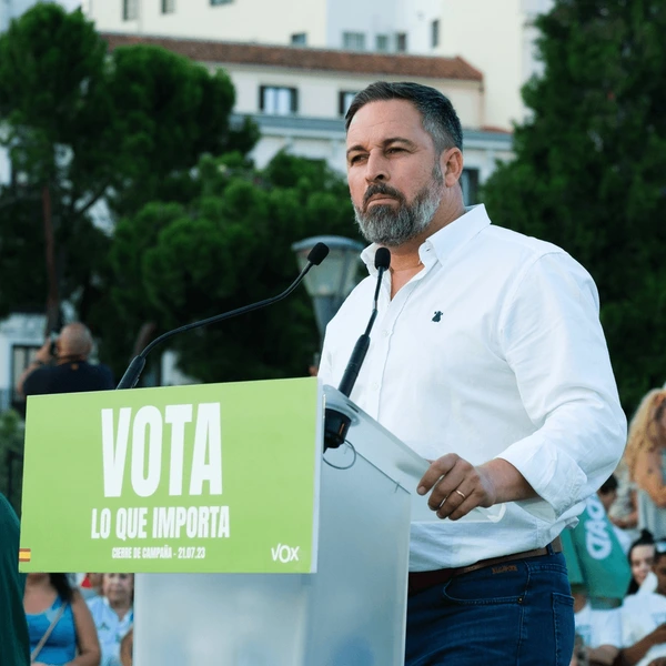 Pedro Burruezo vuelve por sus fueros tras el periodo navideño y, habida cuenta de lo que está pasando en tantos lugares del mundo, reflexiona sobre qué podría acontecerle al sector ecológico con un hipotético triunfo en las urnas de la extrema derecha…